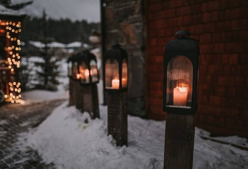 فندق صغير A Bear And Bison Country Inn