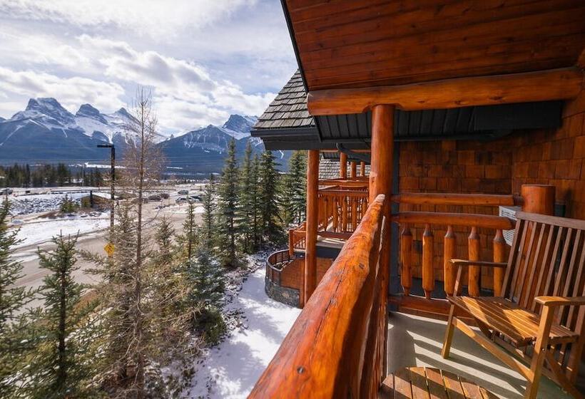 فندق صغير A Bear And Bison Country Inn