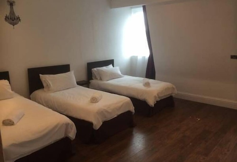 Общежитие Manhattans