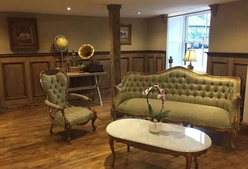 Retkeilymaja The Golden Fleece Inn