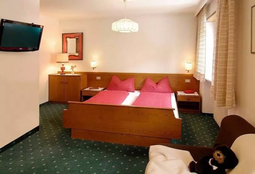 Cësa Panaval Apartments