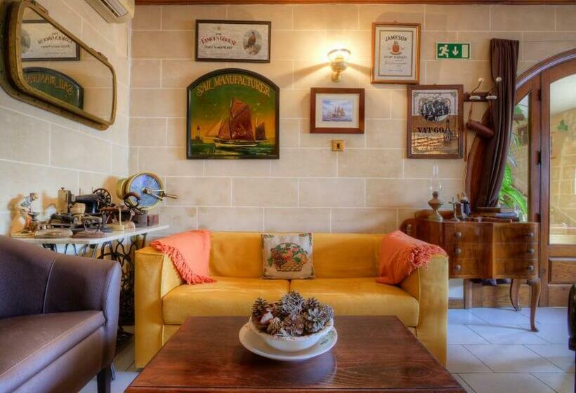 پانسیون Green Grove Guest House