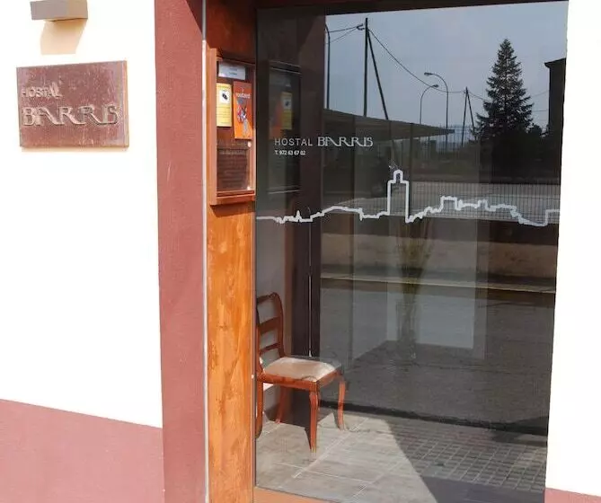 Majatalo Hostal Barris