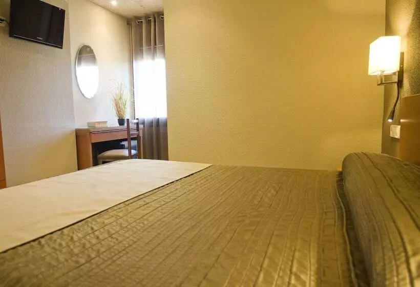 Majatalo Hostal Barris