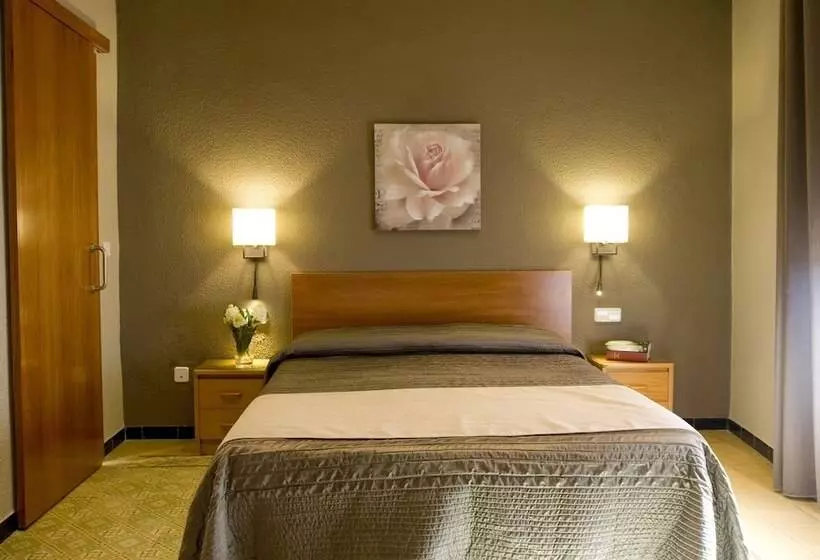 Majatalo Hostal Barris