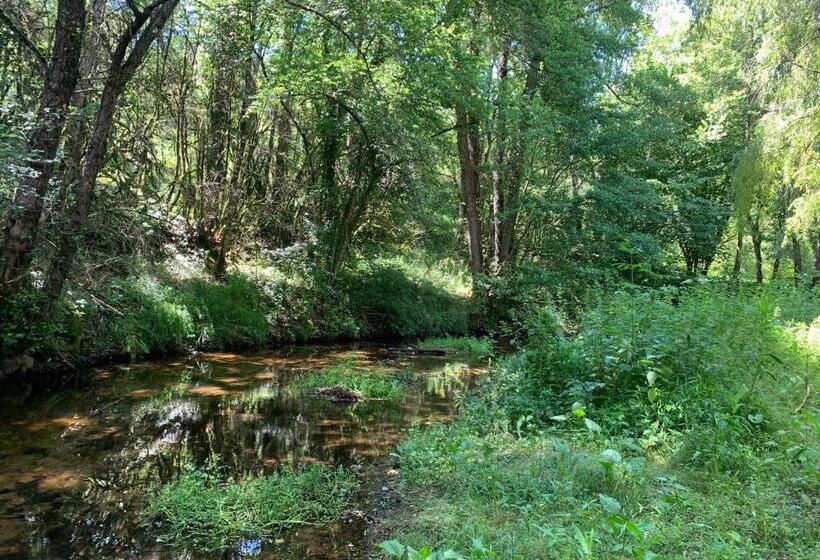 פנסיון Hostal Rural Can Enric