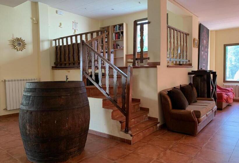 פנסיון Hostal Rural Can Enric