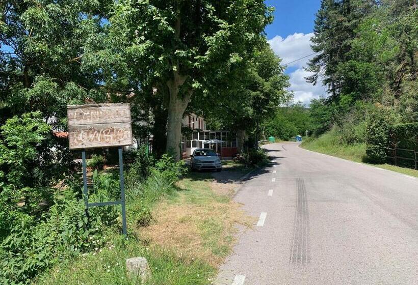 פנסיון Hostal Rural Can Enric