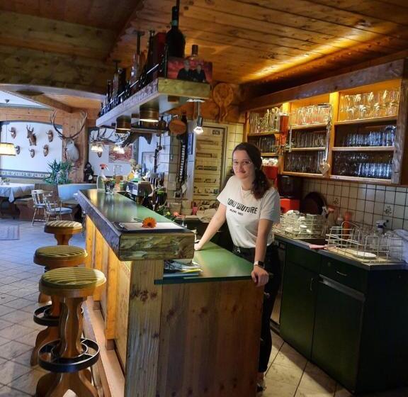 ペンション Landgasthof Hubertusstubn