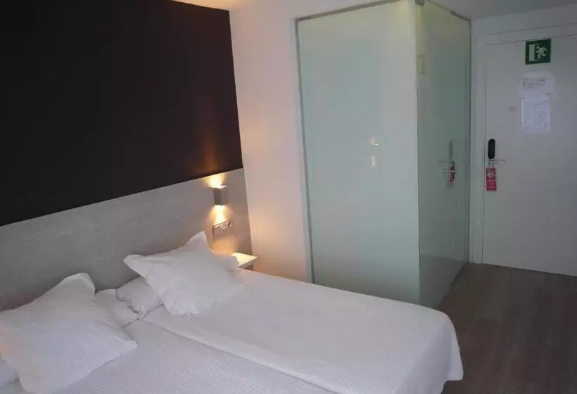 Pension Ondarra Autocheck In