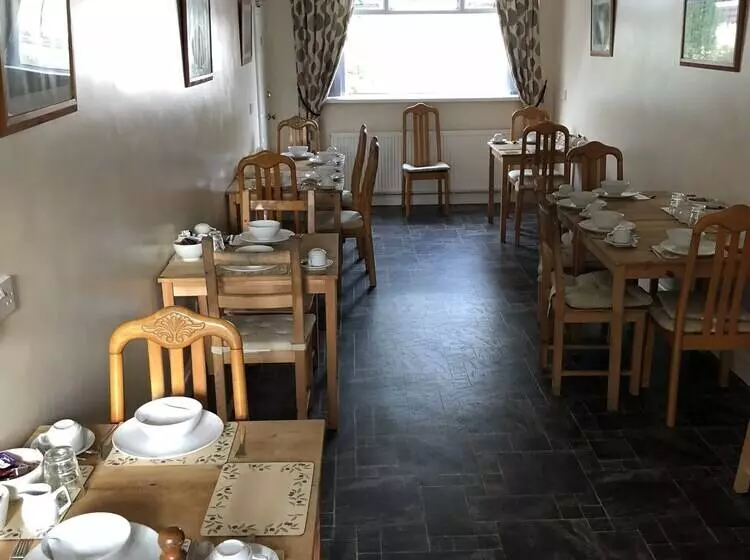 پانسیون The New Inn Guest House