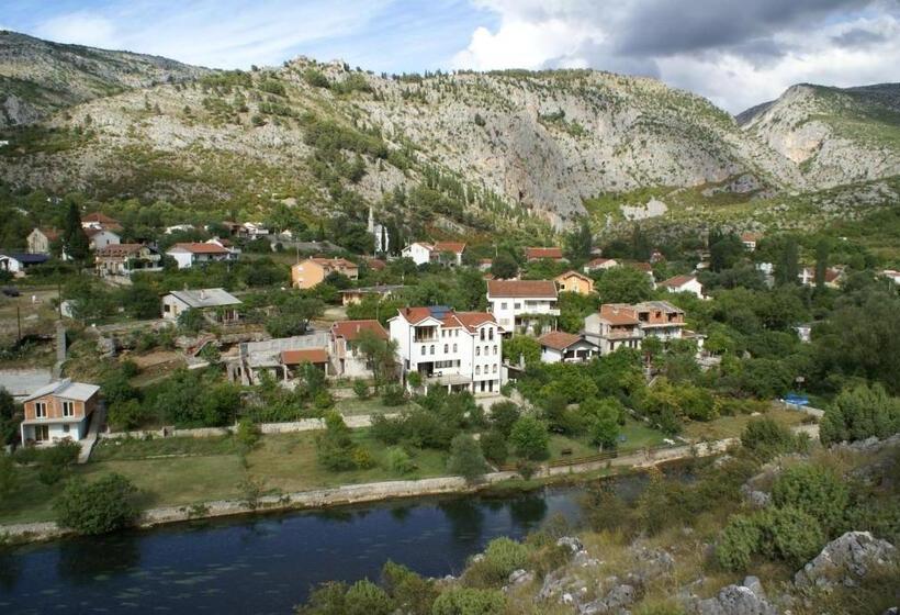 پانسیون Villa Velagic