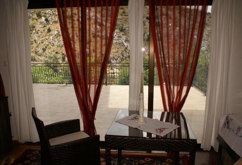 پانسیون Villa Velagic