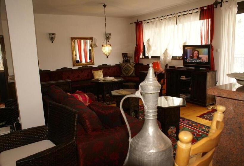 پانسیون Villa Velagic