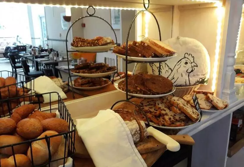 Retkeilymaja B&b De Wadvaarder