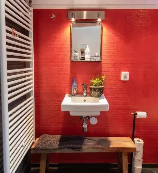 Retkeilymaja B&b De Wadvaarder