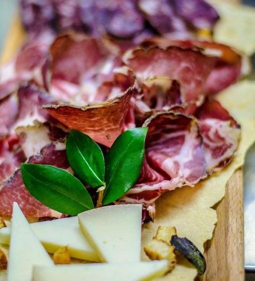 בית מלון כפרי Casa Saltara