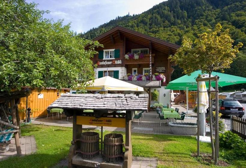 펜션 Gasthaus Muntafuner Stöbli