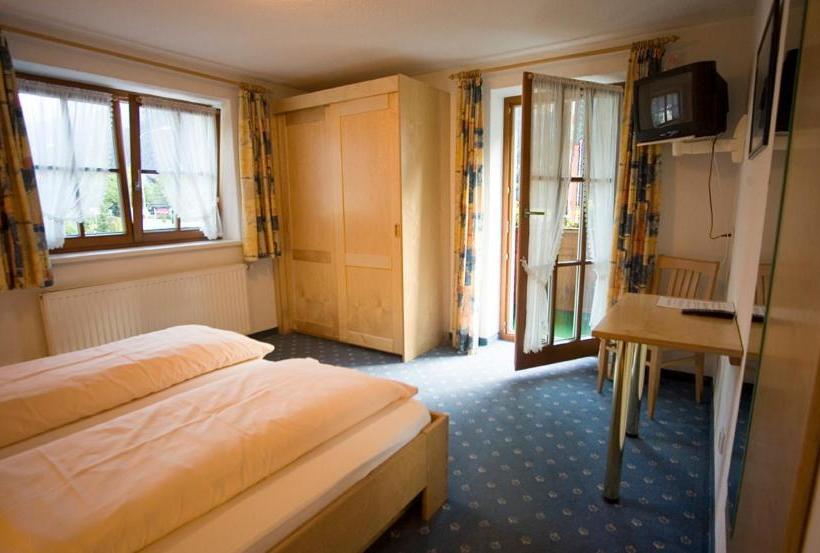 펜션 Gasthaus Muntafuner Stöbli