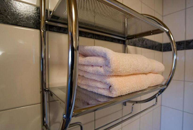 펜션 Gasthaus Muntafuner Stöbli