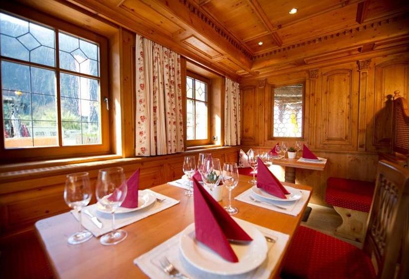 펜션 Gasthaus Muntafuner Stöbli