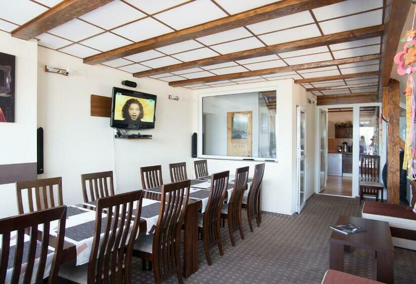 פנסיון Casa Cristina