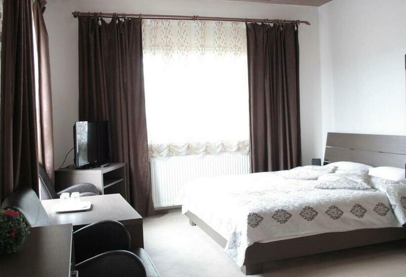 פנסיון Casa Cristina