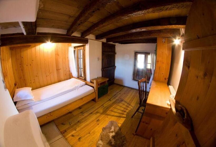 بنسيون Dedo Pene Inn