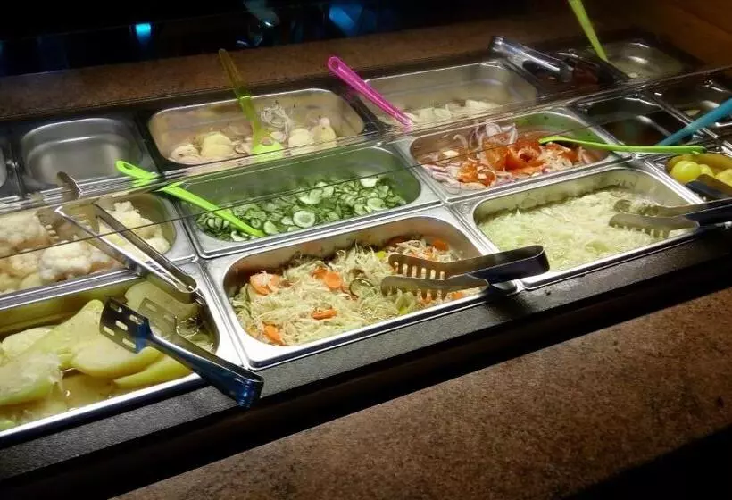 ペンション Fehérló Vendégház & Restaurant