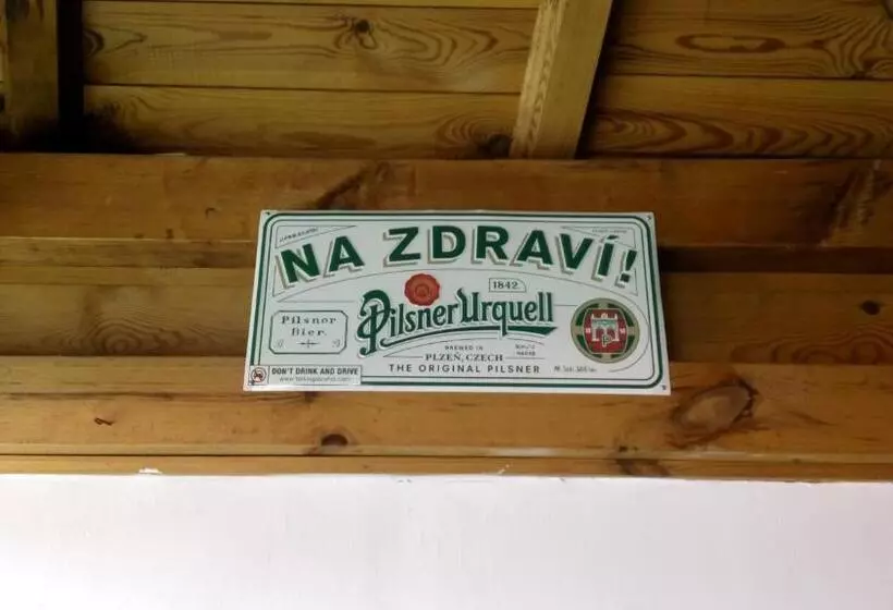 ペンション Fehérló Vendégház & Restaurant