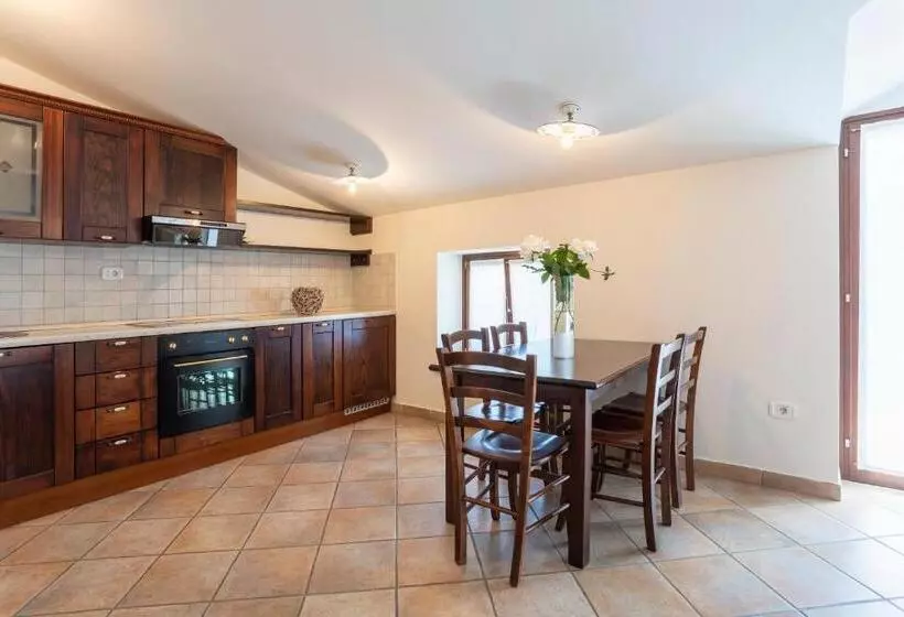 پانسیون Guest House Valentincic