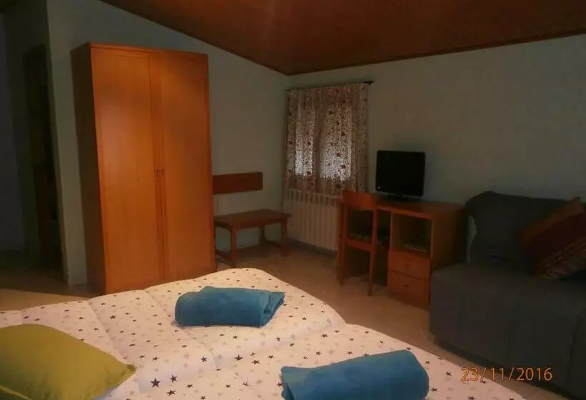 Majatalo Hostal El Forn