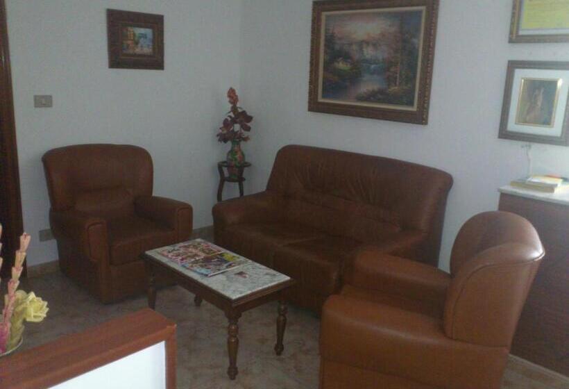 پانسیون Hostal Fisterra