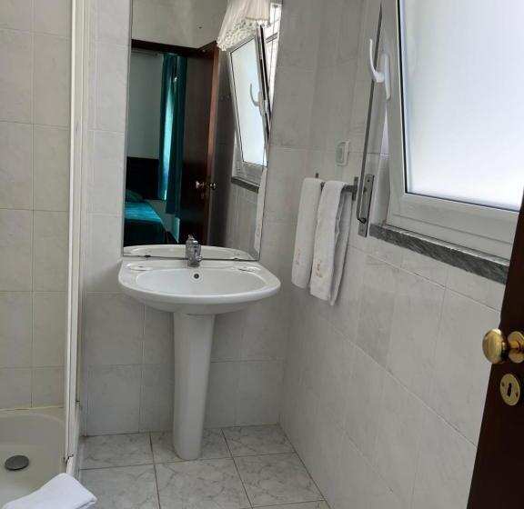 بنسيون O Cantinho