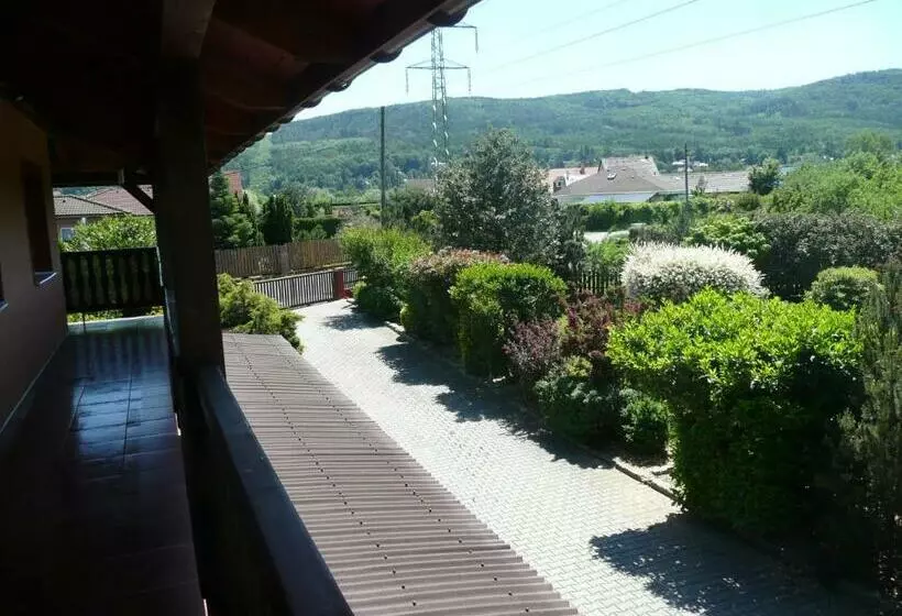 Majatalo Penzion U Tulaka