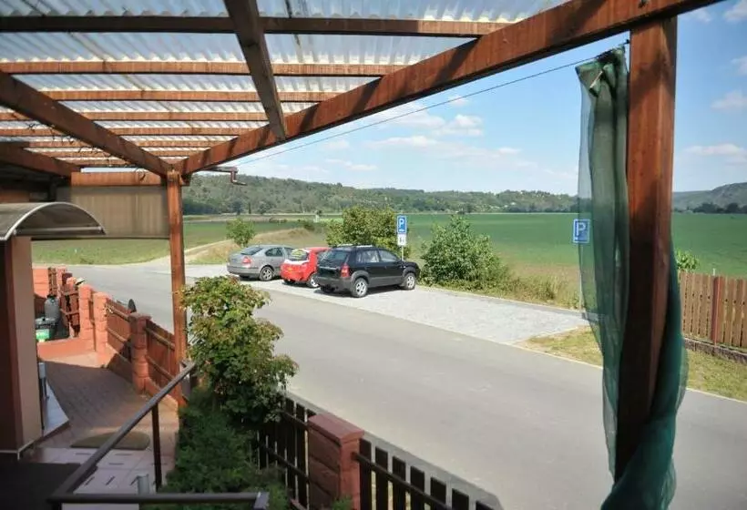 Majatalo Penzion U Tulaka