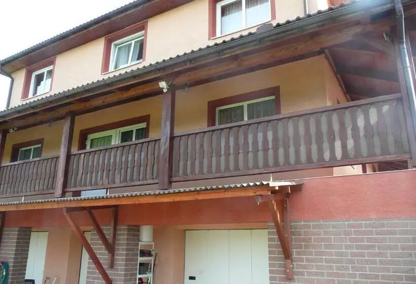 Majatalo Penzion U Tulaka