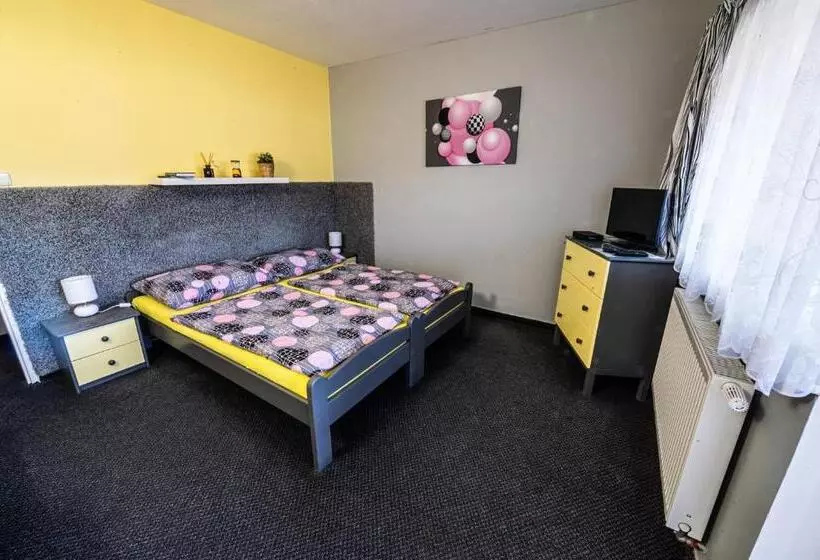 Majatalo Penzion U Tulaka