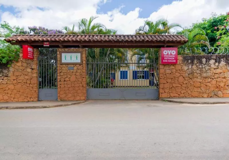 ペンション Pousada Estrada Das águas