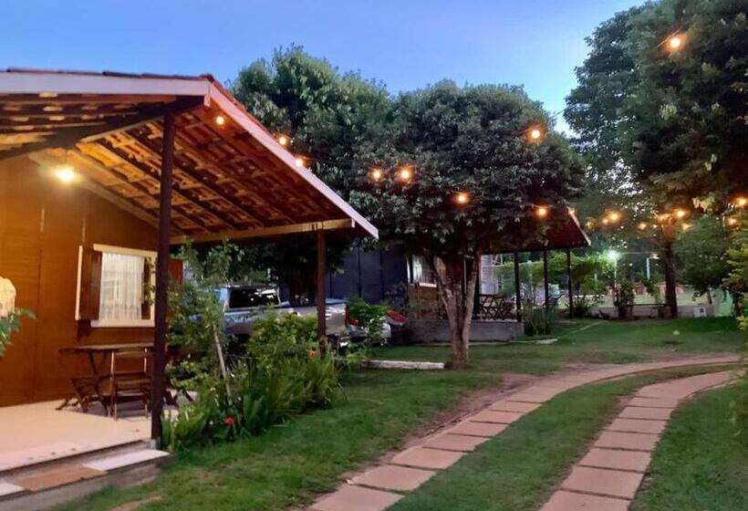 پانسیون Pousada Jardim Da Chapada