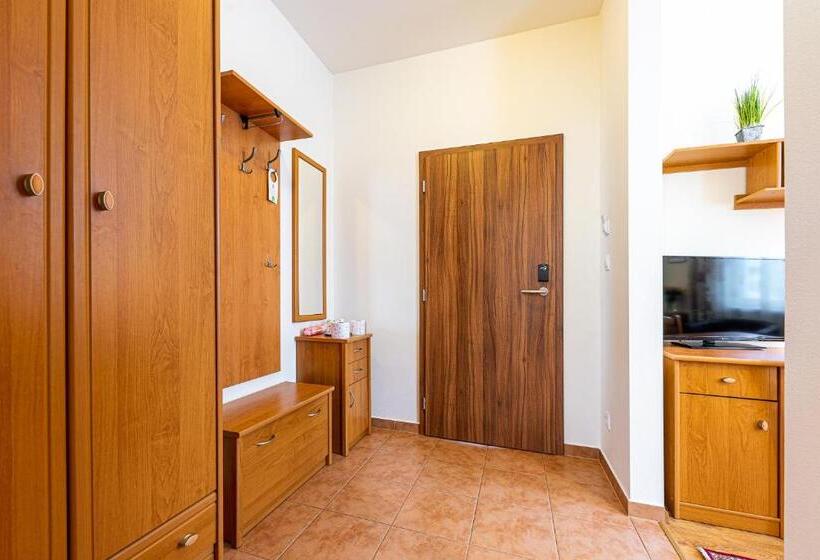 بنسيون Villa Walir   Spa Hotel Garni Superior