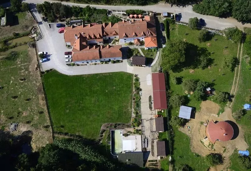 Pension Kadlcuv Mlyn