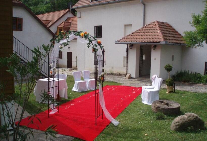 Pension Kadlcuv Mlyn