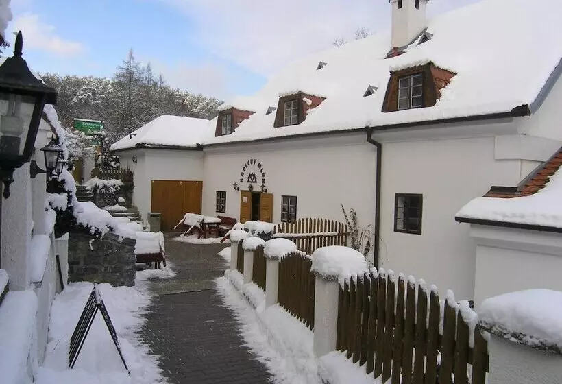 Pension Kadlcuv Mlyn