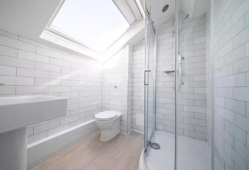 ユースホステル The Cow & Calf By Innkeeper S Collection