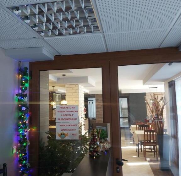 Aparthotel Pine Hills Pamporovo