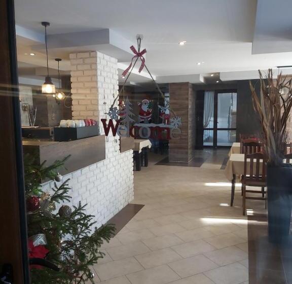 Aparthotel Pine Hills Pamporovo