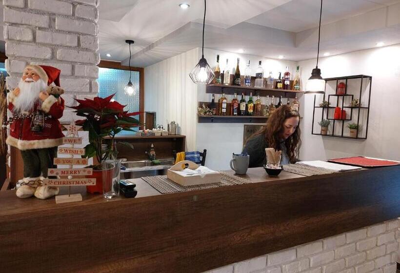 Aparthotel Pine Hills Pamporovo