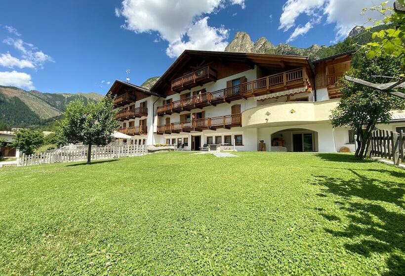 Foresto Holiday Apartments