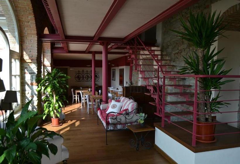 فندق Agriturismo Costa Dei Platani